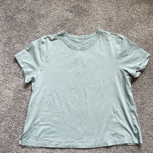 Lululemon Classic Fit Cotton Blend Tee